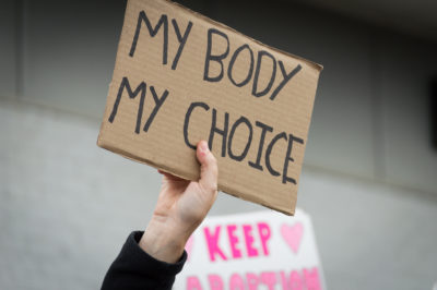 Ärzte sollen öffentlich über Abtreibungen informieren dürfen. Darauf haben sich die Regierungsparteien geeinigt. Entsteht nun mehr Rechtssicherheit?